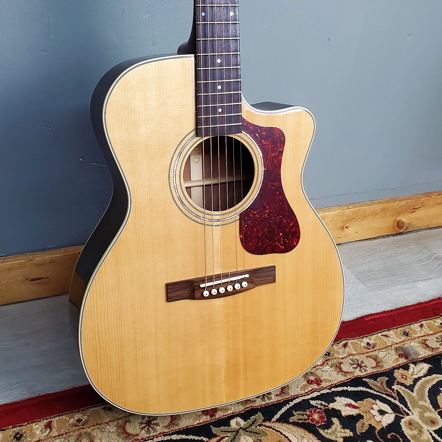 Georgetown MusicGuild OM-150CE Acoustic Electric Guitar